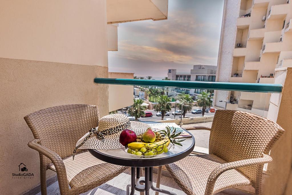 Kings & Queens By The Lake Apartment ทิเบเรียส ภายนอก รูปภาพ